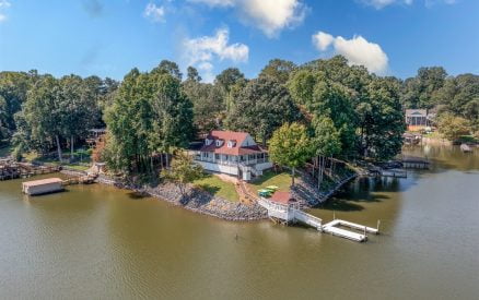 vacation home on lake norman waterfront